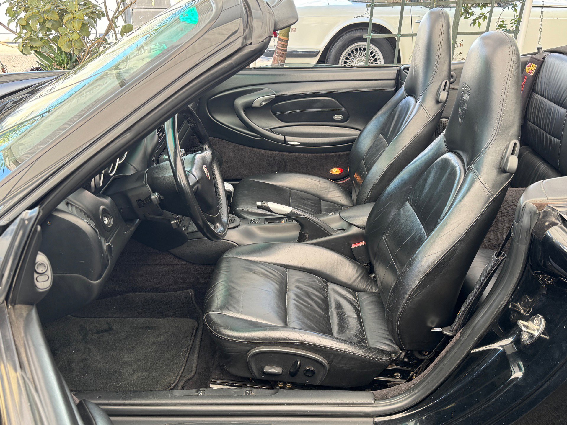 Used 2002 Porsche 911 Cabriolet image 12