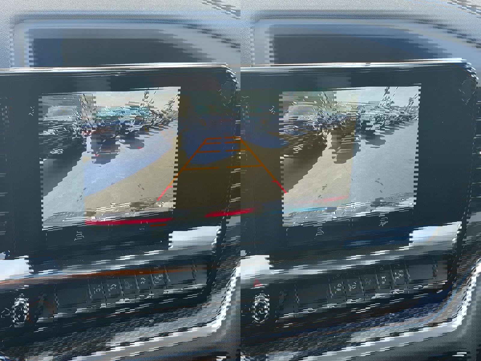 New 2026 GMC Sierra 2500 SLE w/ SLE Value Package; image 14