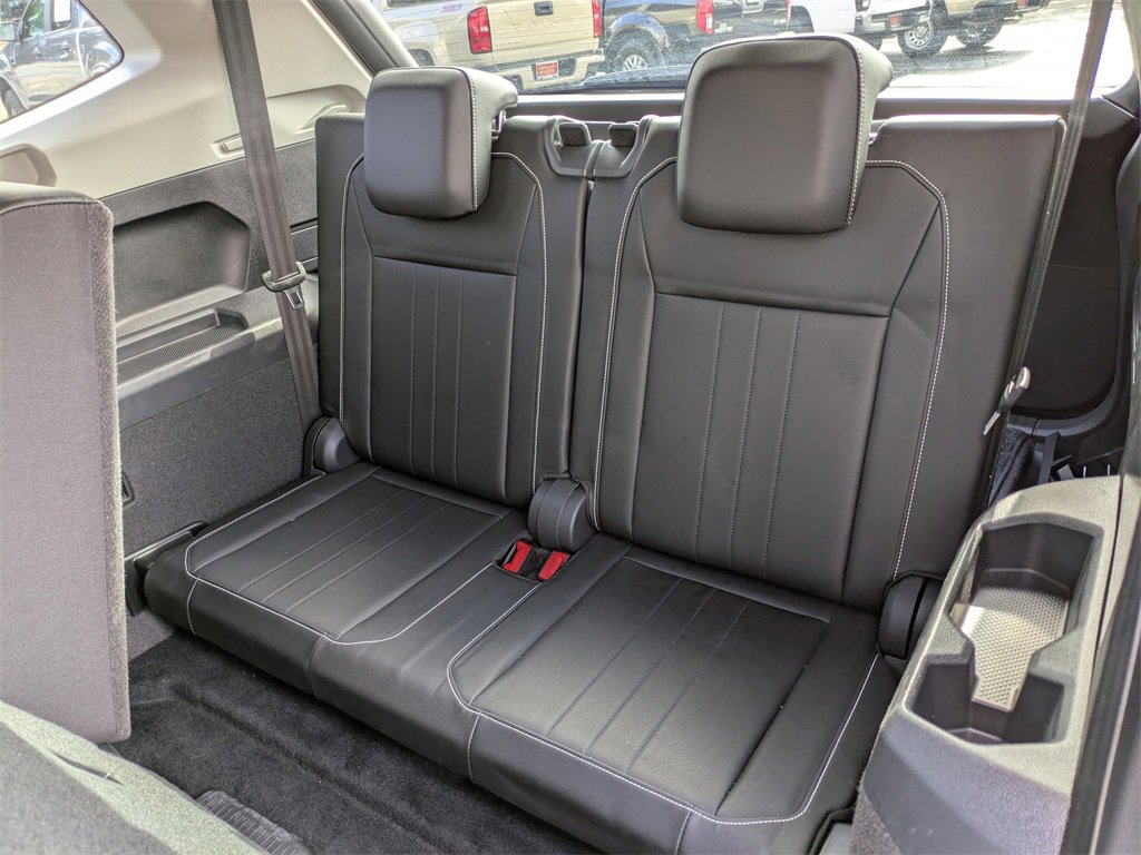 Used 2022 Volkswagen Tiguan SE image 15