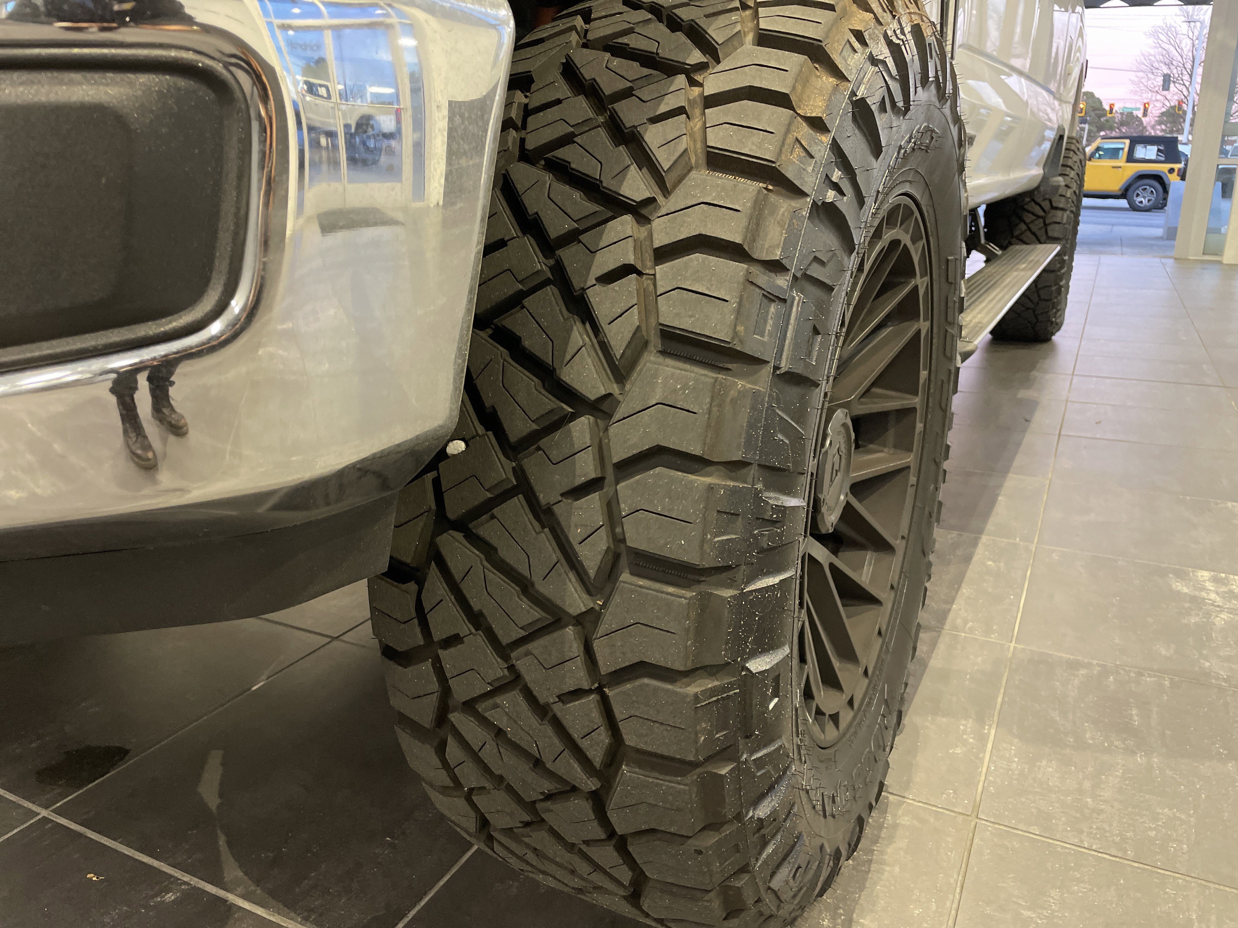 Used 2025 Ford F250 Lariat w/ Lariat Ultimate Package image 13