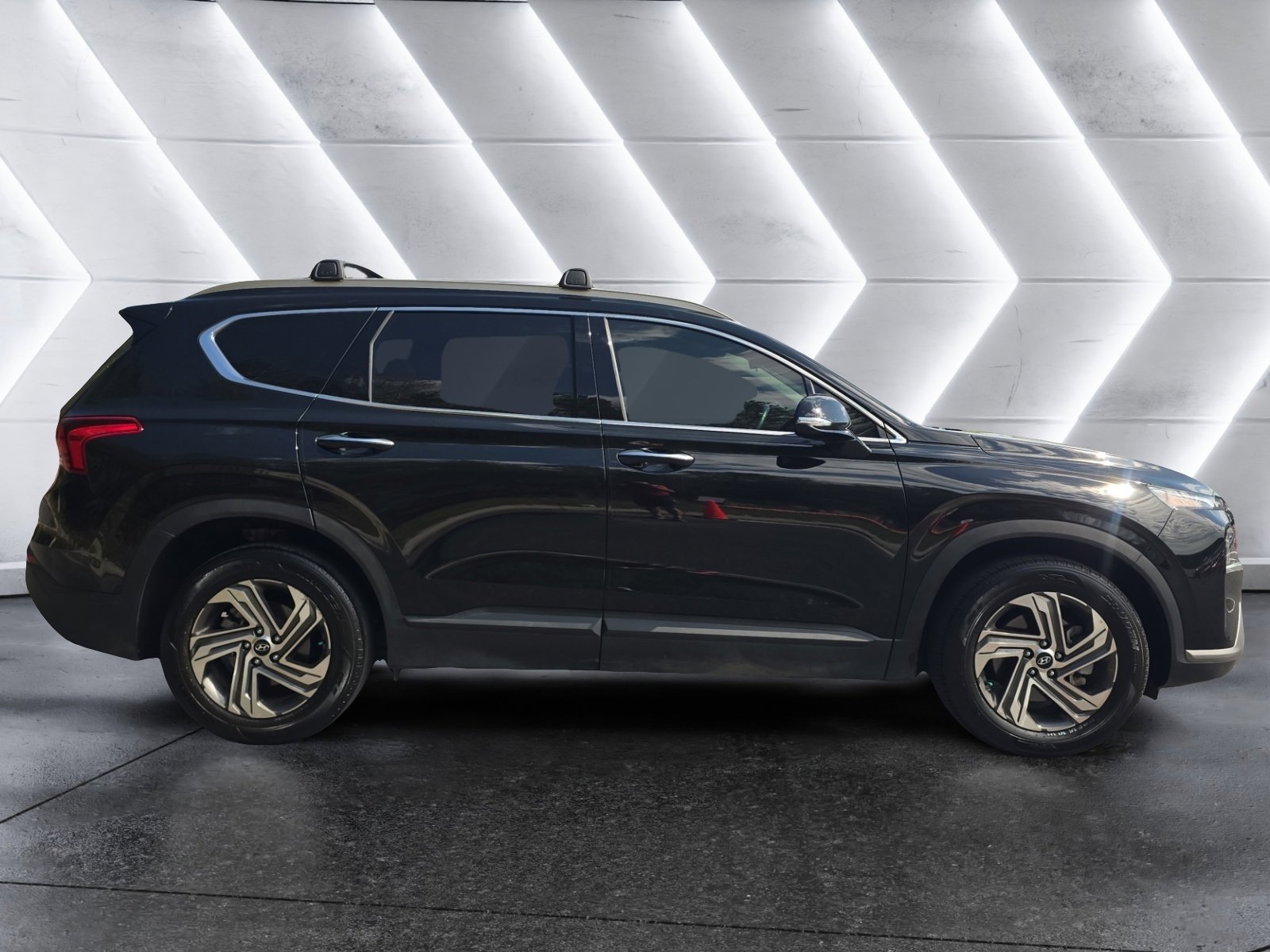 Used 2023 Hyundai Santa Fe SEL image 6