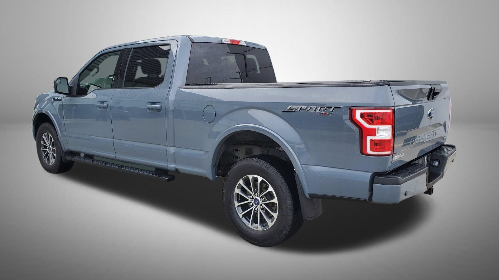 Used 2019 Ford F150 XLT w/ Equipment Group 302A Luxury AWD/4WD image 4