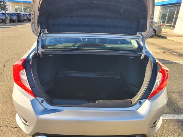 Used 2020 Honda Civic Touring image 11