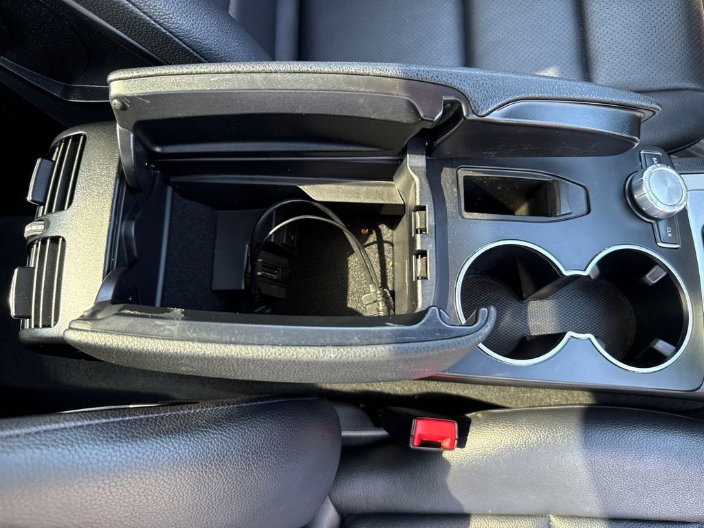 Used 2012 Mercedes-Benz C 250 Sedan image 14