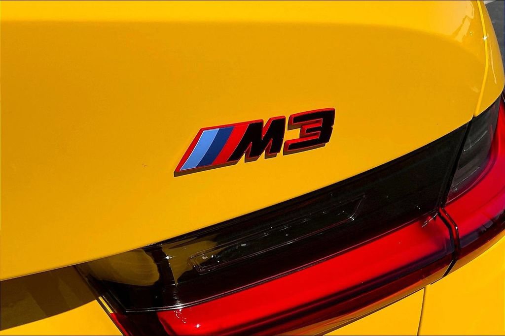 Used 2025 BMW M3 w/ Executive Package RWD image 24