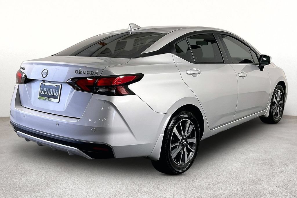 Used 2025 Nissan Versa SV w/ Trunk Package FWD image 2