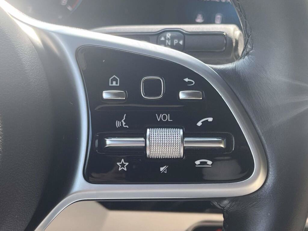 Certified 2020 Mercedes-Benz A 220 4MATIC image 33