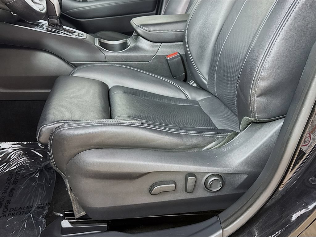 Used 2020 Subaru Outback Limited XT w/ Popular Package #2 AWD/4WD image 23
