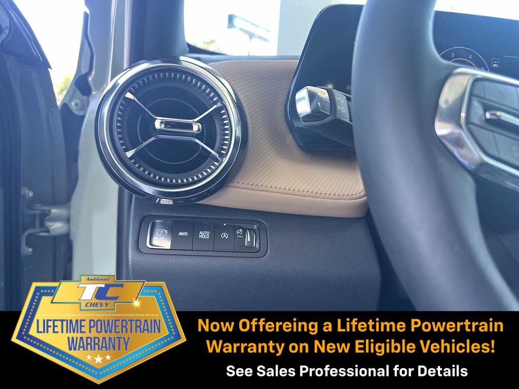 New 2026 Chevrolet Equinox ACTIV w/ Convenience Package III image 18