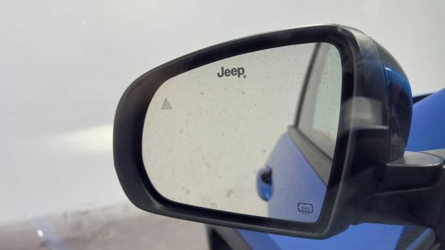 Used 2022 Jeep Compass Latitude FWD image 12