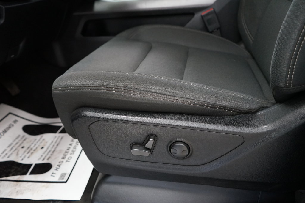 Used 2022 RAM 1500 Big Horn AWD/4WD image 25