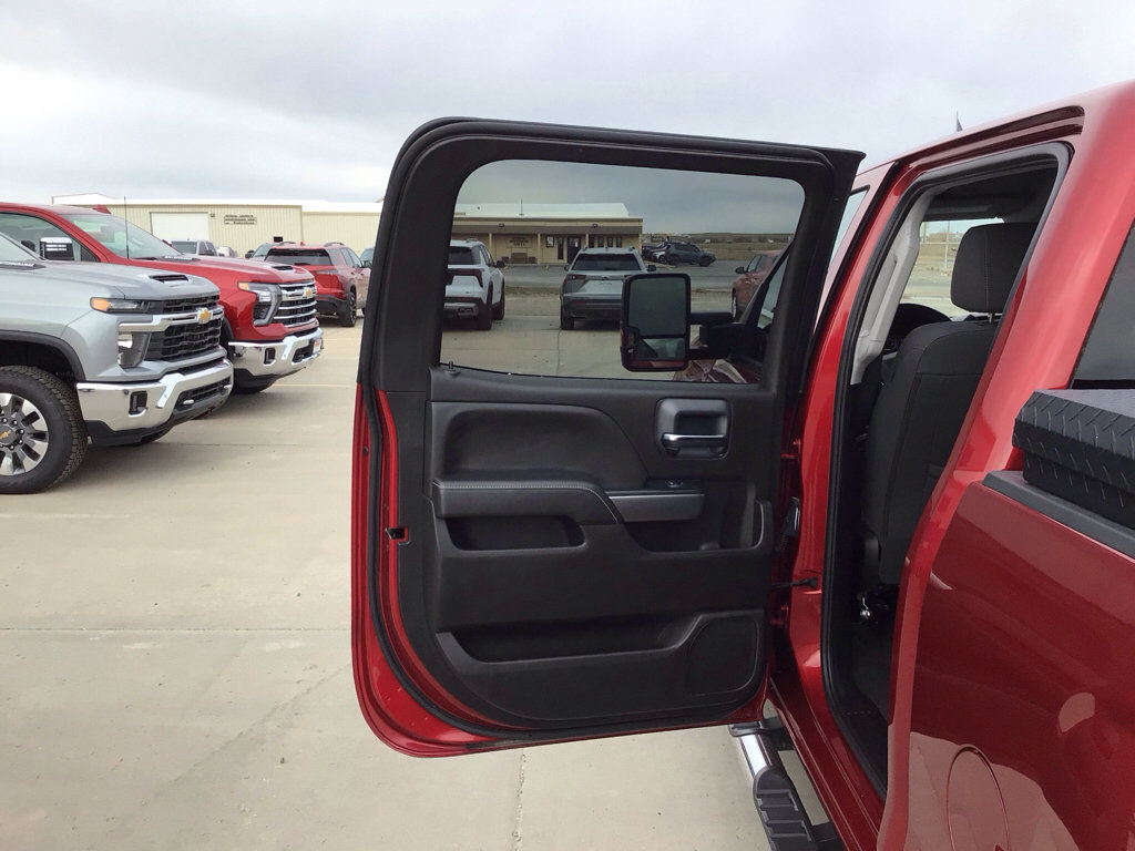 Used 2019 Chevrolet Silverado 2500 LT w/ All Star Edition image 12