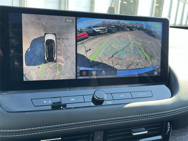 Used 2024 Nissan Rogue Platinum image 38