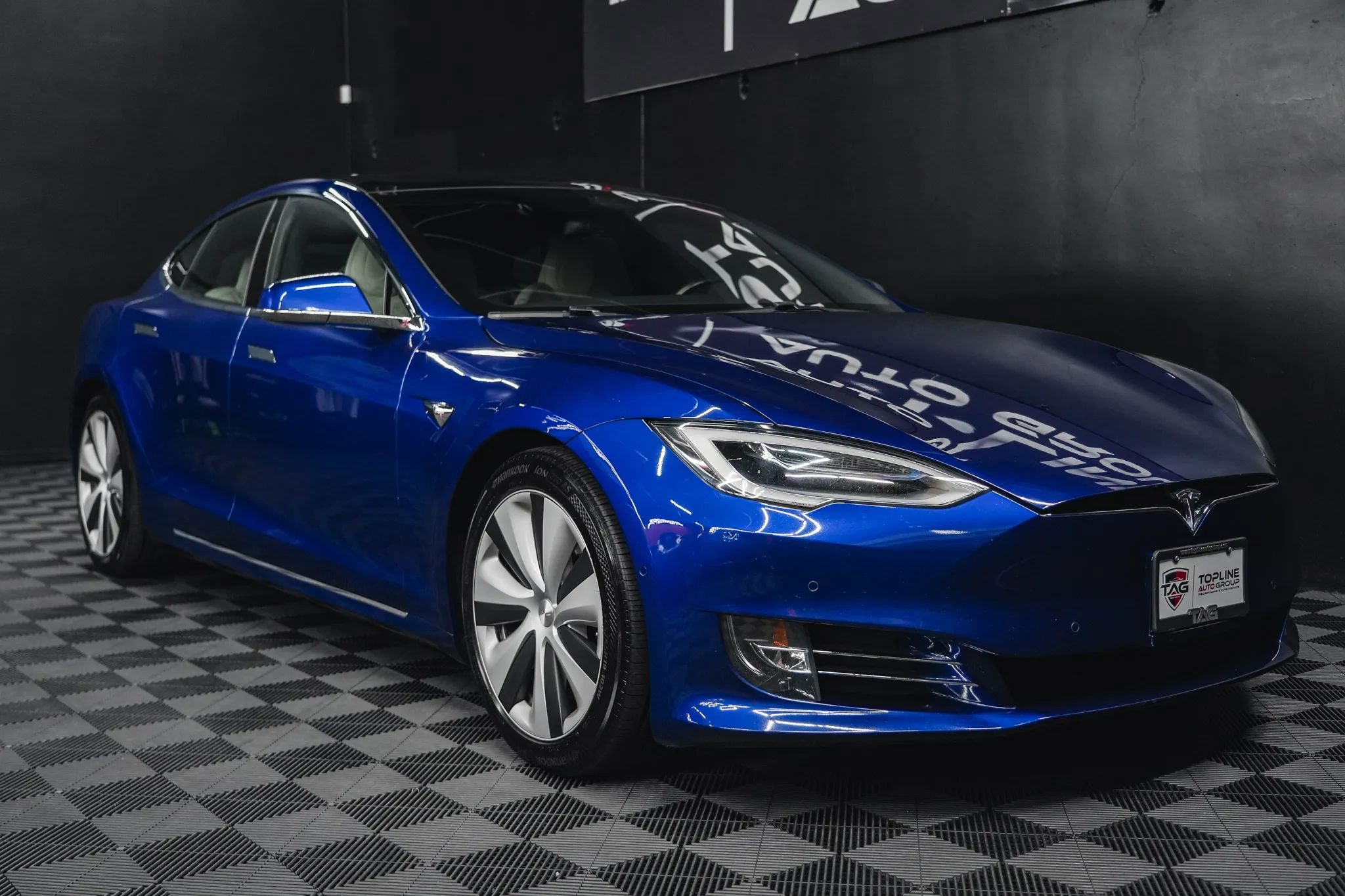 Used 2020 Tesla Model S AWD image 21