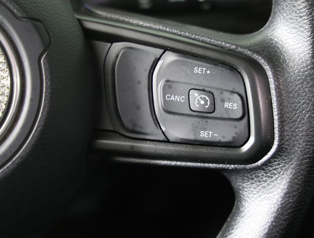 Used 2022 Jeep Wrangler Sport image 14