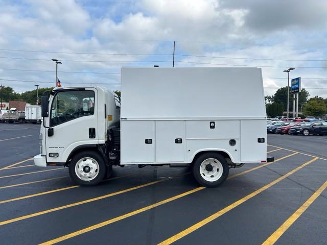 New 2024 Chevrolet Low Cab Forward RWD image 3