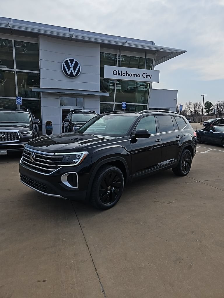 New 2026 Volkswagen Atlas SE
