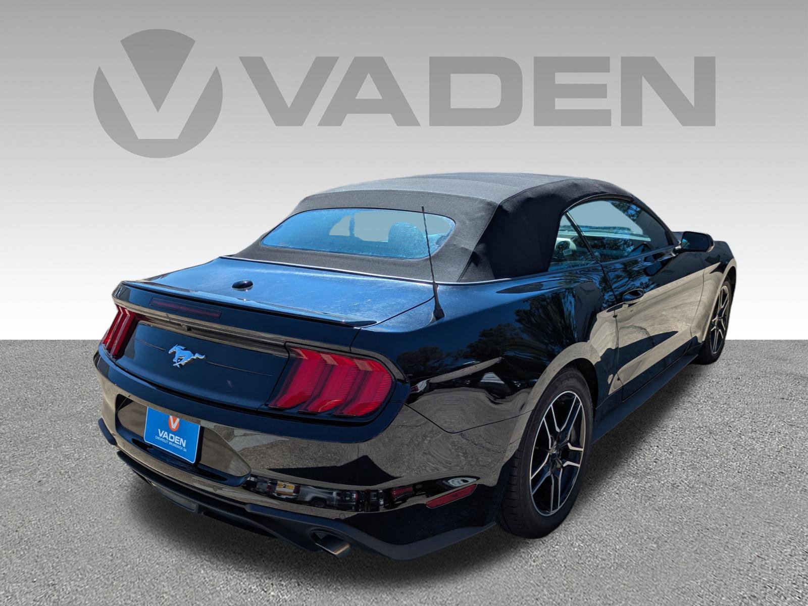 Used 2023 Ford Mustang Premium image 25