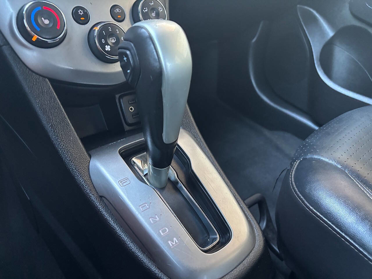 Used 2020 Chevrolet Sonic Premier FWD image 30