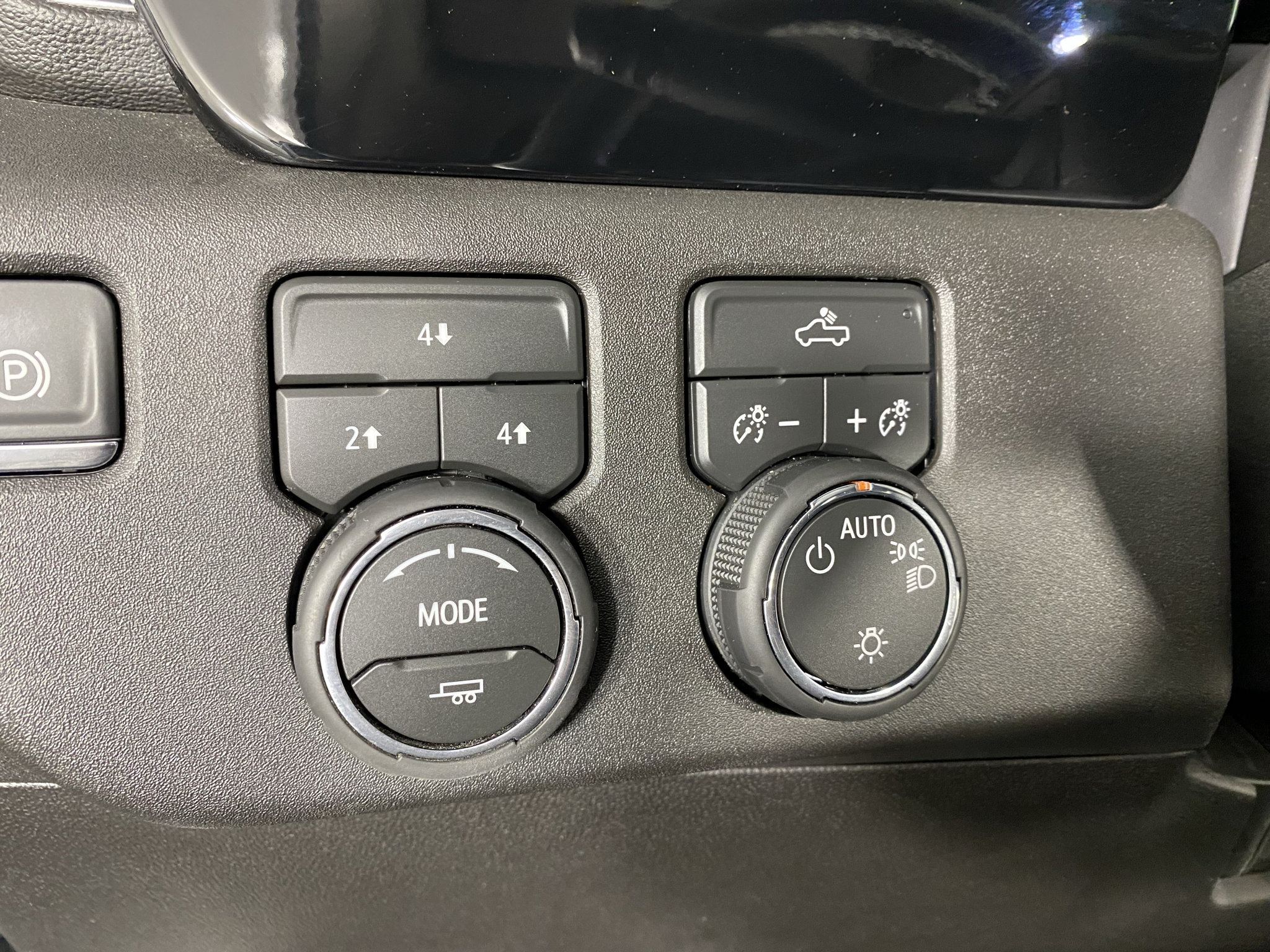 Used 2026 Chevrolet Silverado 2500 LT AWD/4WD image 16