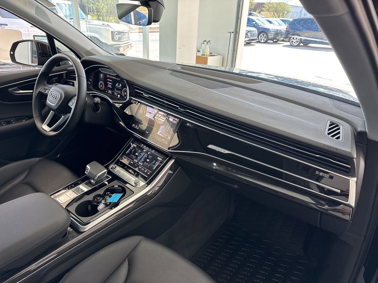 Used 2022 Audi Q7 3.0T Prestige image 56