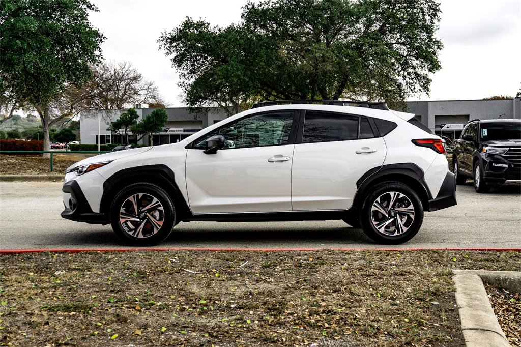 Used 2024 Subaru Crosstrek 2.0i Premium image 8