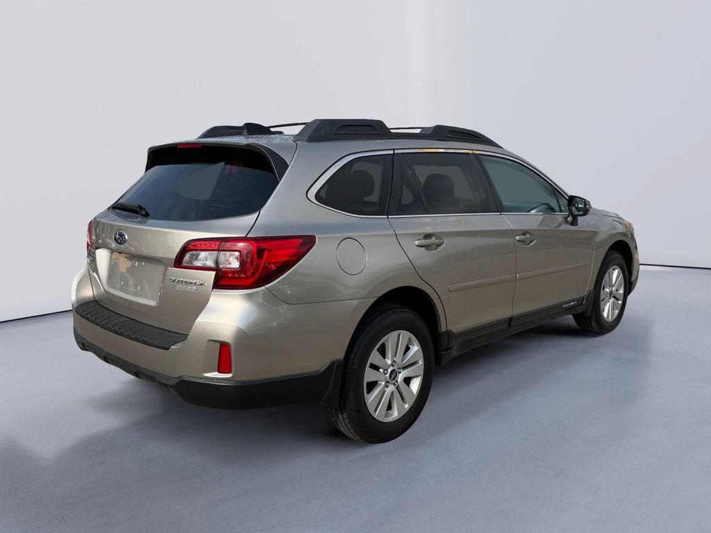 Used 2016 Subaru Outback 2.5i Premium AWD/4WD image 3