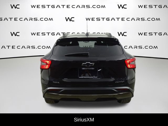Used 2024 Chevrolet Trax ACTIV w/ Sunroof Package image 7