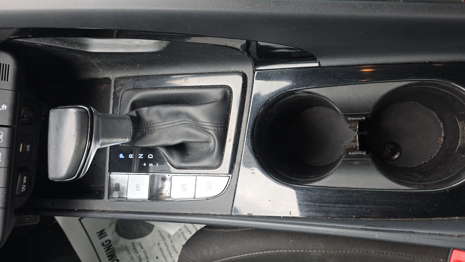 Used 2021 Hyundai Elantra SEL w/ Convenience + Premium Package FWD image 13