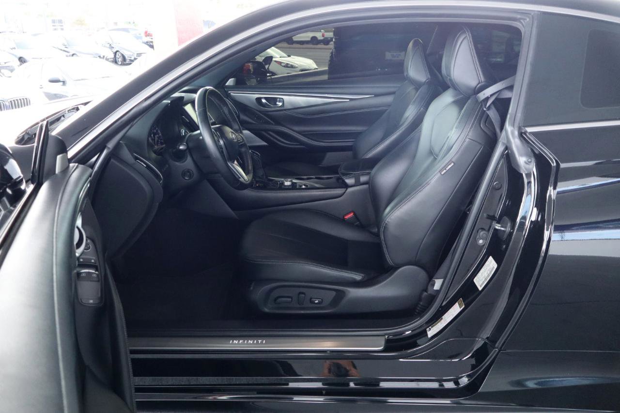 Used 2019 INFINITI Q60 3.0t Luxe w/ Essential Package image 15