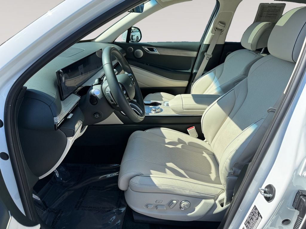 Used 2025 Genesis GV80 2.5T Prestige AWD/4WD image 9