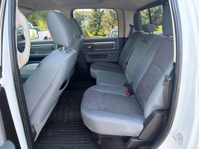 Used 2017 RAM 1500 Classic SLT w/ SLT Plus D←cor Group AWD/4WD image 14
