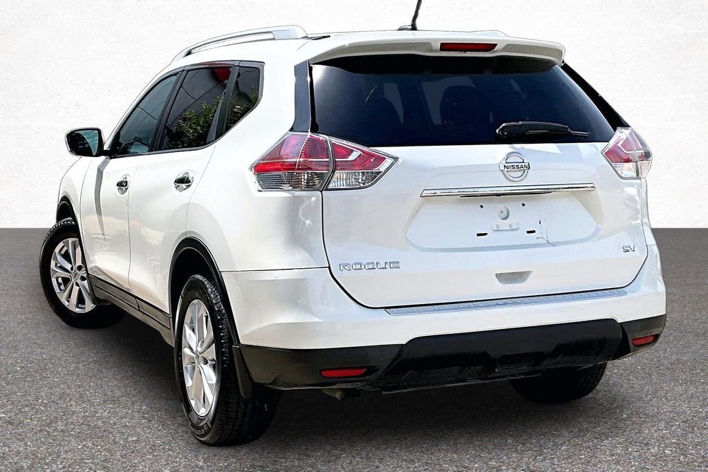 Used 2015 Nissan Rogue SV FWD image 5