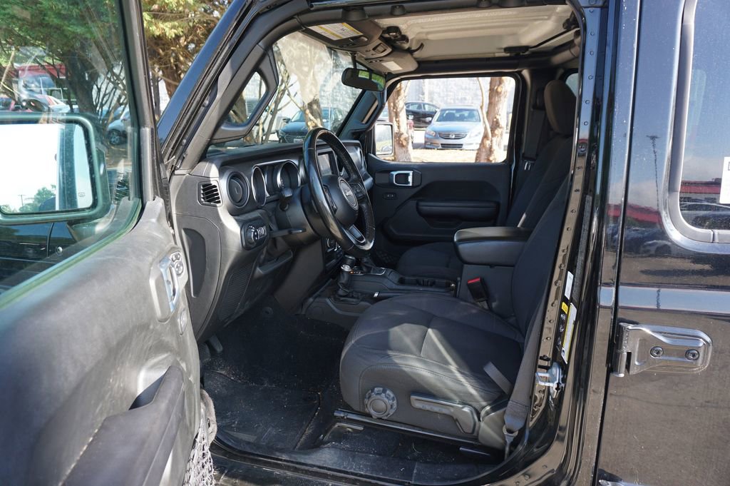 Used 2021 Jeep Gladiator Sport AWD/4WD image 2