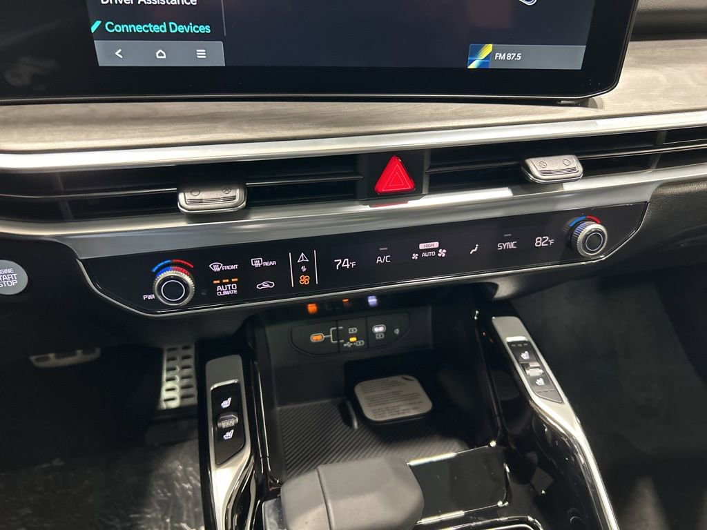 New 2026 Kia Sorento SX image 21