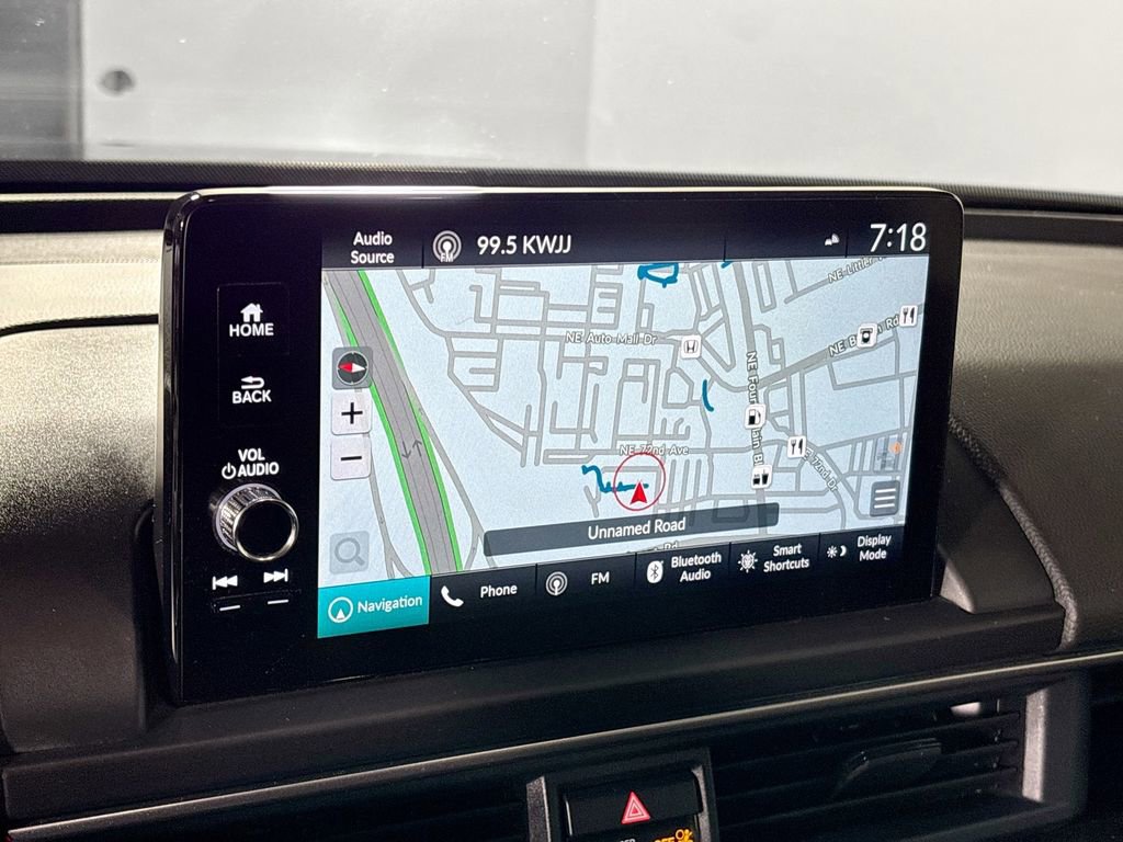 Certified 2023 Honda Pilot Touring image 17