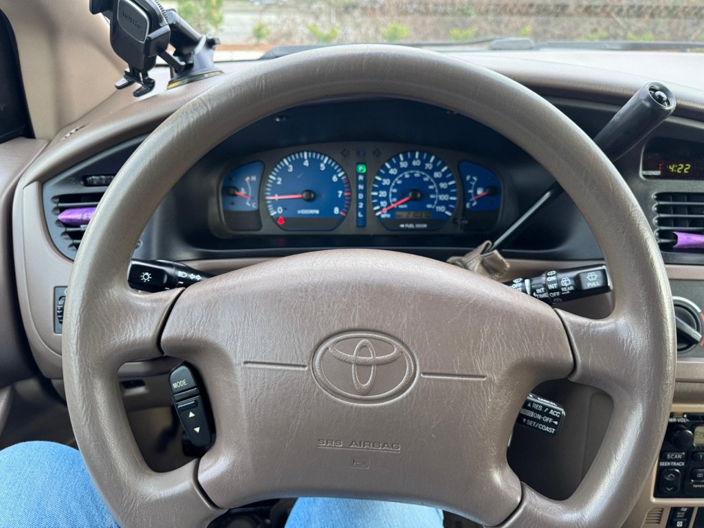 Used 2002 Toyota Sienna LE FWD image 15