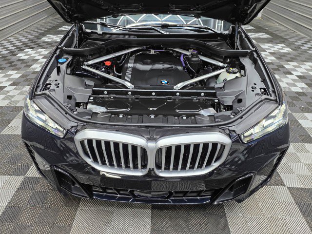 Used 2026 BMW X5 xDrive40i AWD/4WD image 44