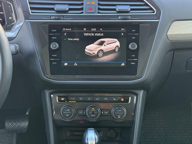 Used 2021 Volkswagen Tiguan SEL w/ 2-Row Tiguan MDO Package image 17