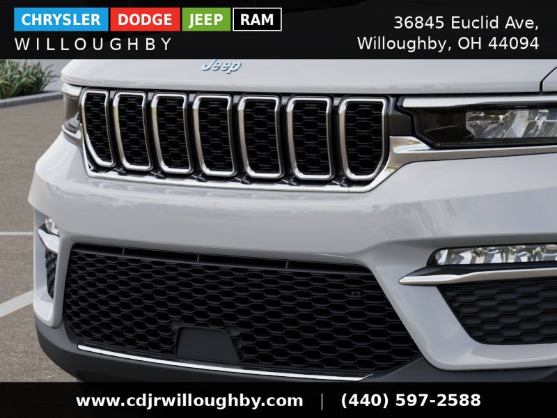 New 2025 Jeep Grand Cherokee Limited 4xe AWD/4WD image 13