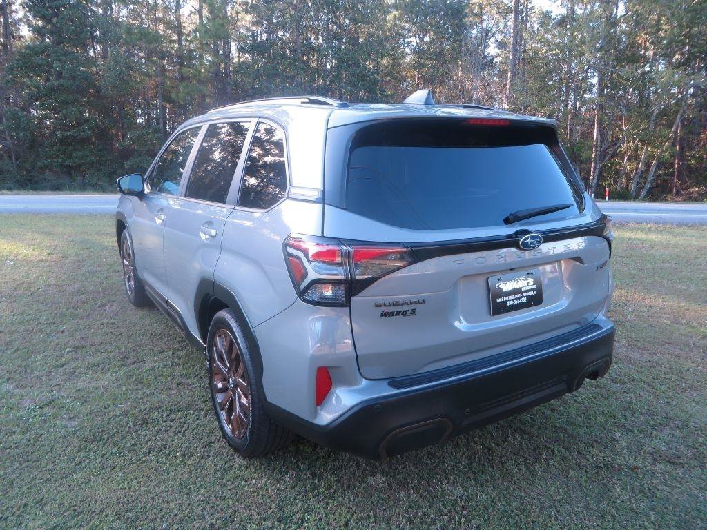 Used 2025 Subaru Forester Sport AWD/4WD image 8