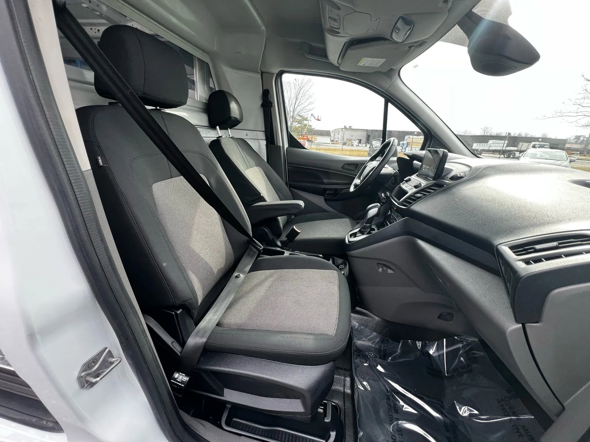 Used 2021 Ford Transit Connect XL image 12