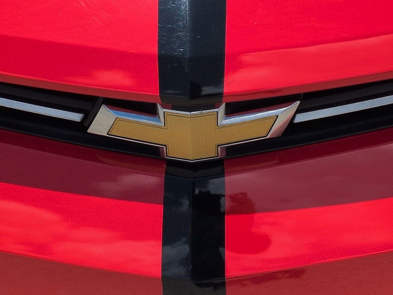 Used 2017 Chevrolet Camaro LT w/ RS Package RWD image 6