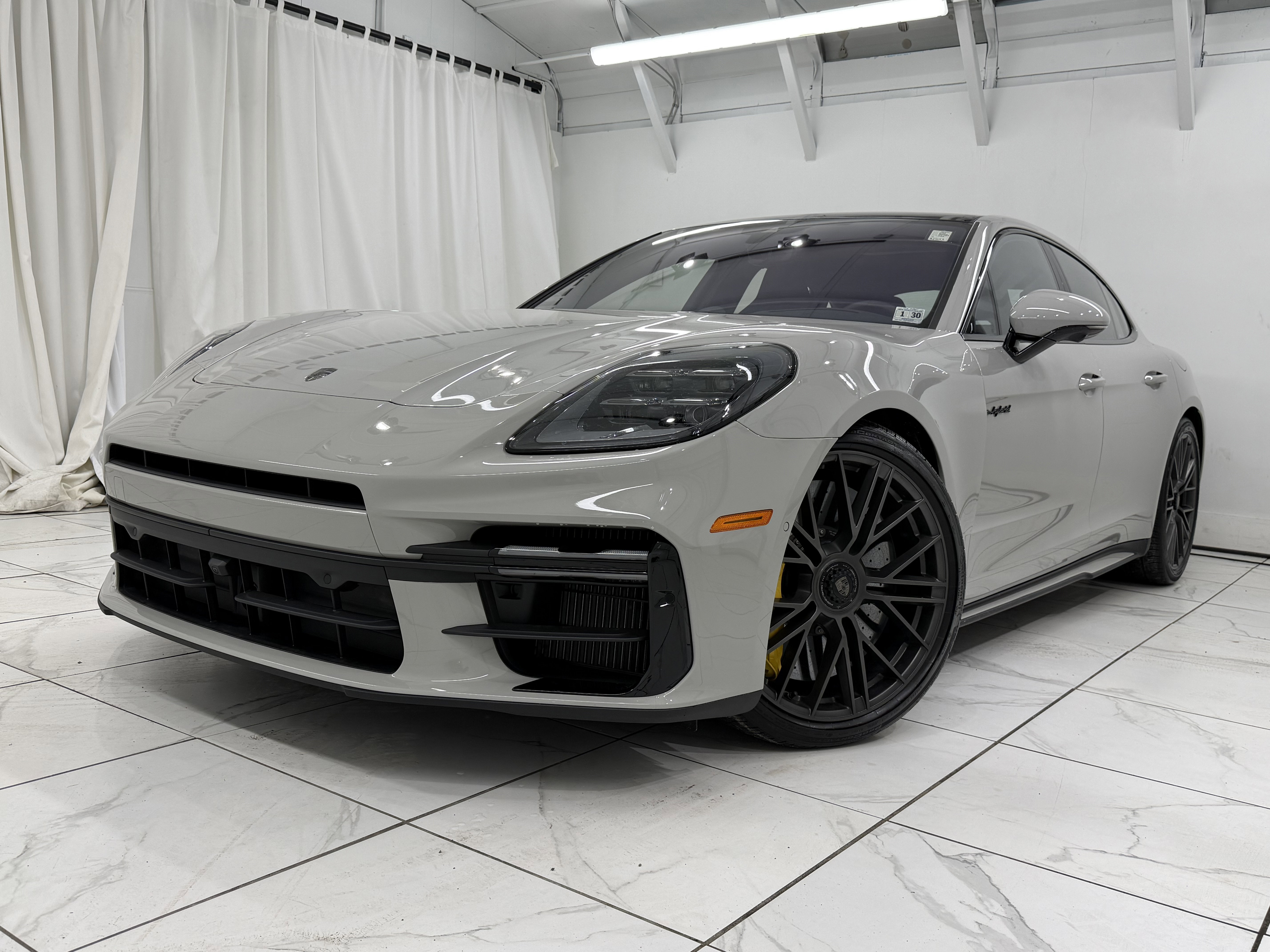 Used 2025 Porsche Panamera Turbo S image 8