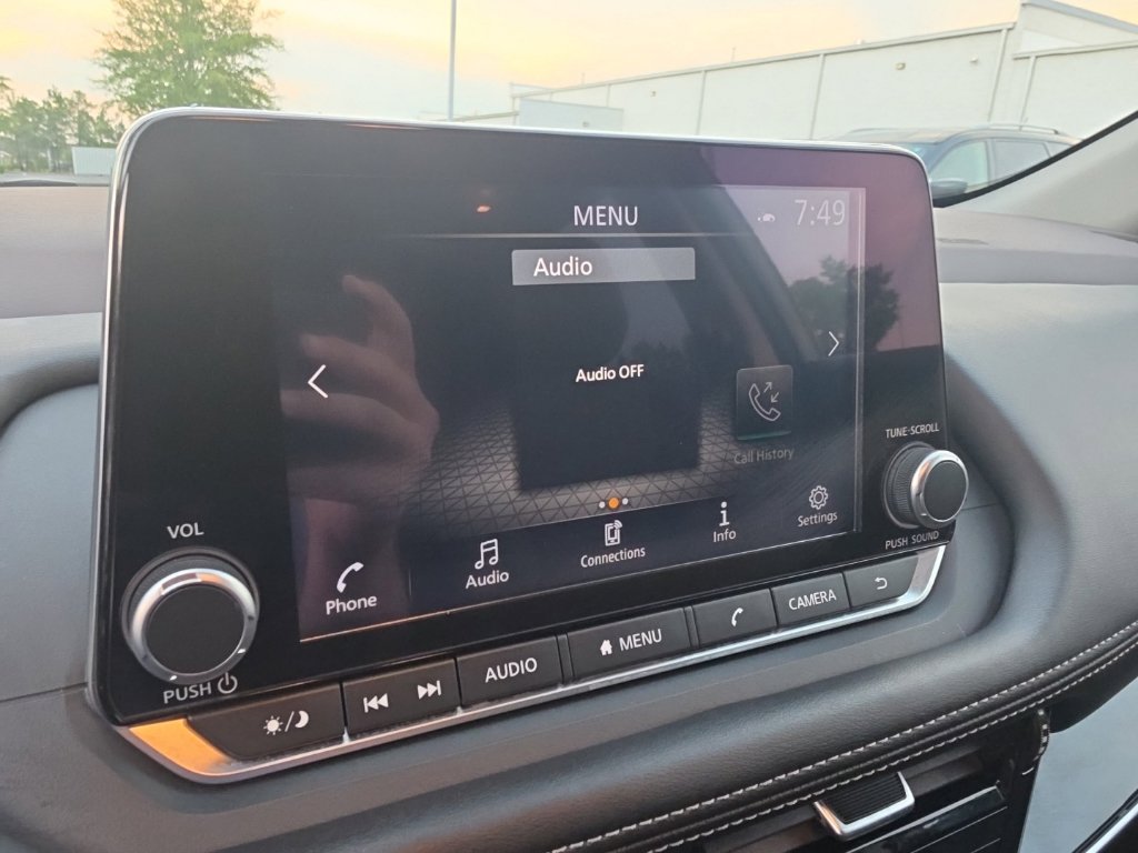 Certified 2023 Nissan Rogue SL AWD/4WD image 24