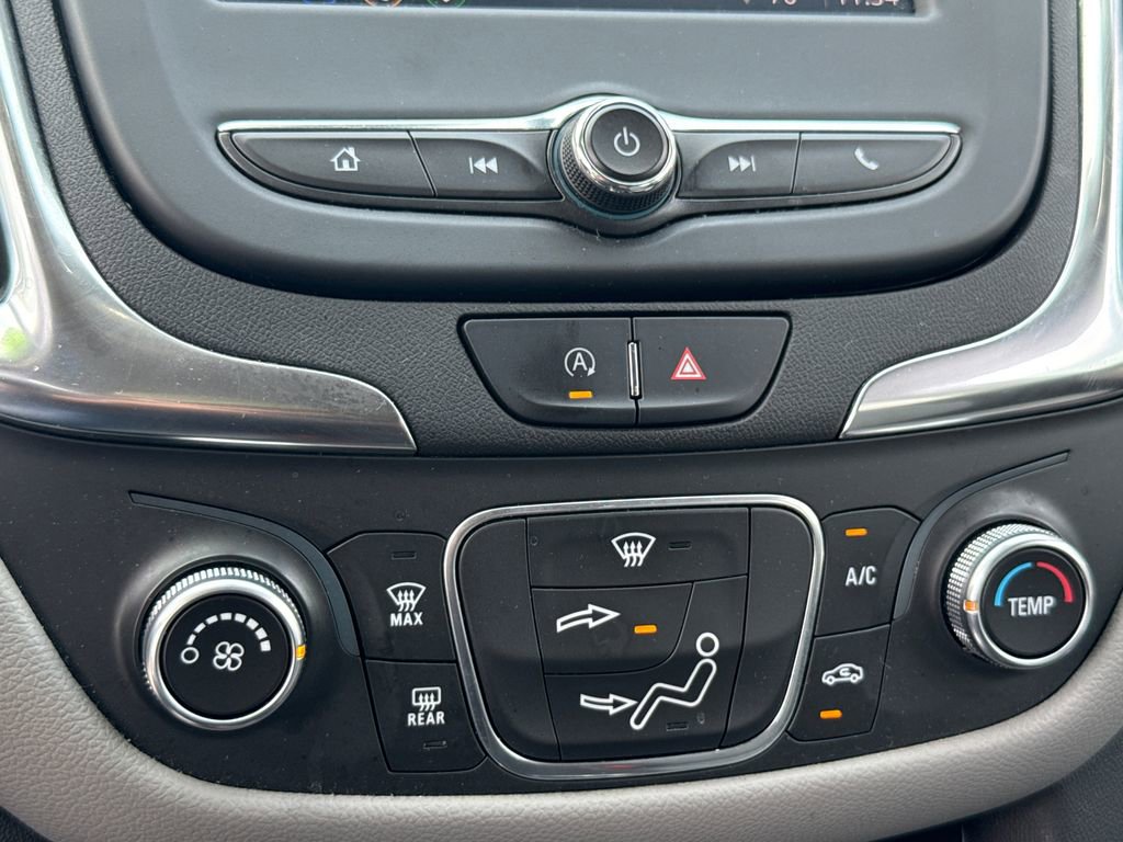 Used 2022 Chevrolet Equinox LS image 27