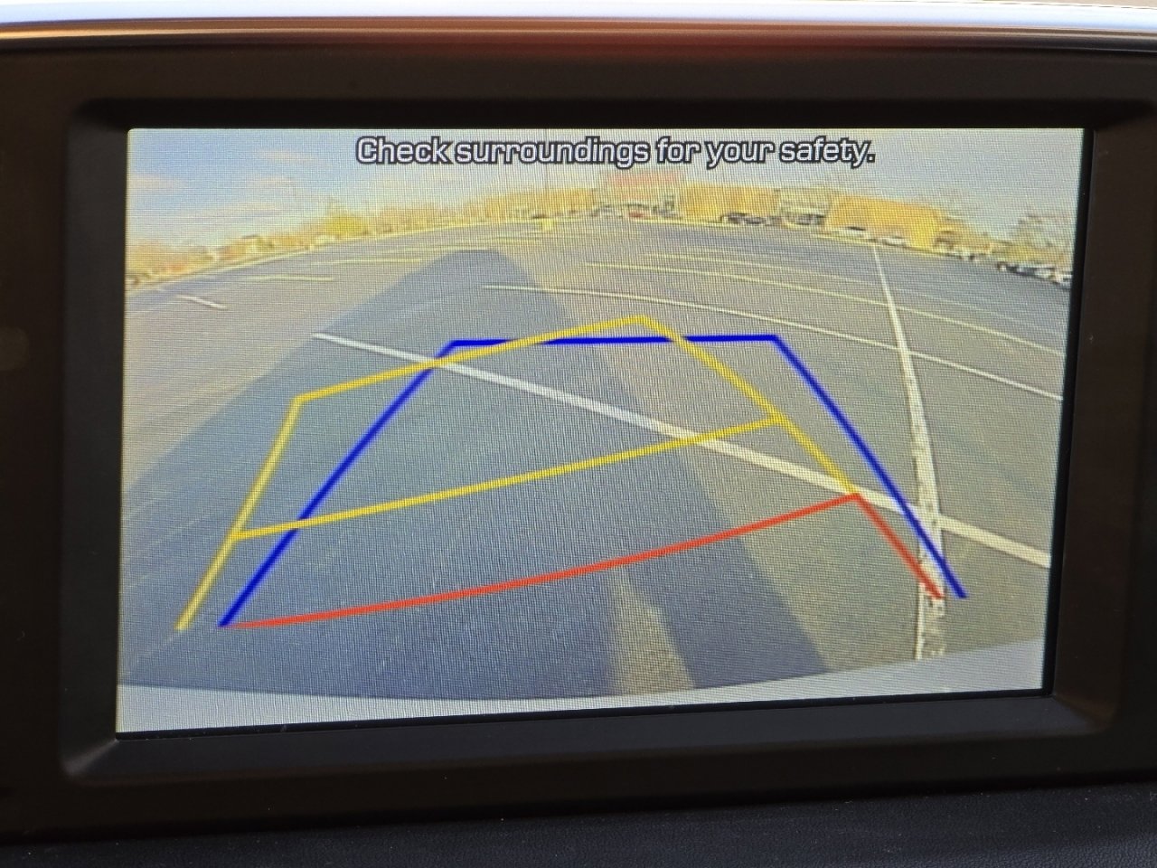 Used 2020 Hyundai Santa Fe SEL w/ Convenience Package image 4