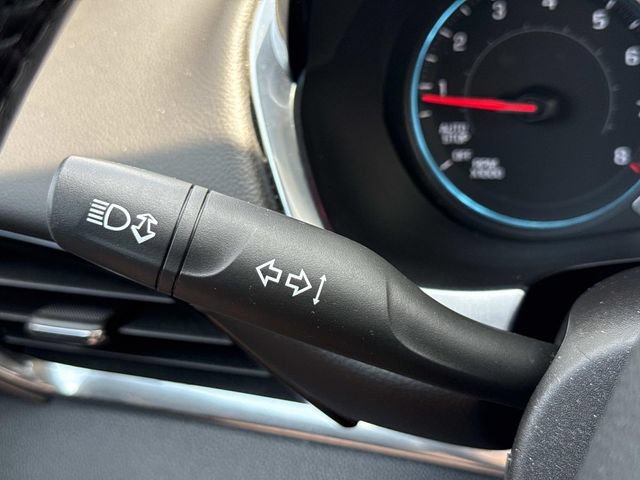 Used 2019 Chevrolet Traverse LT FWD image 26