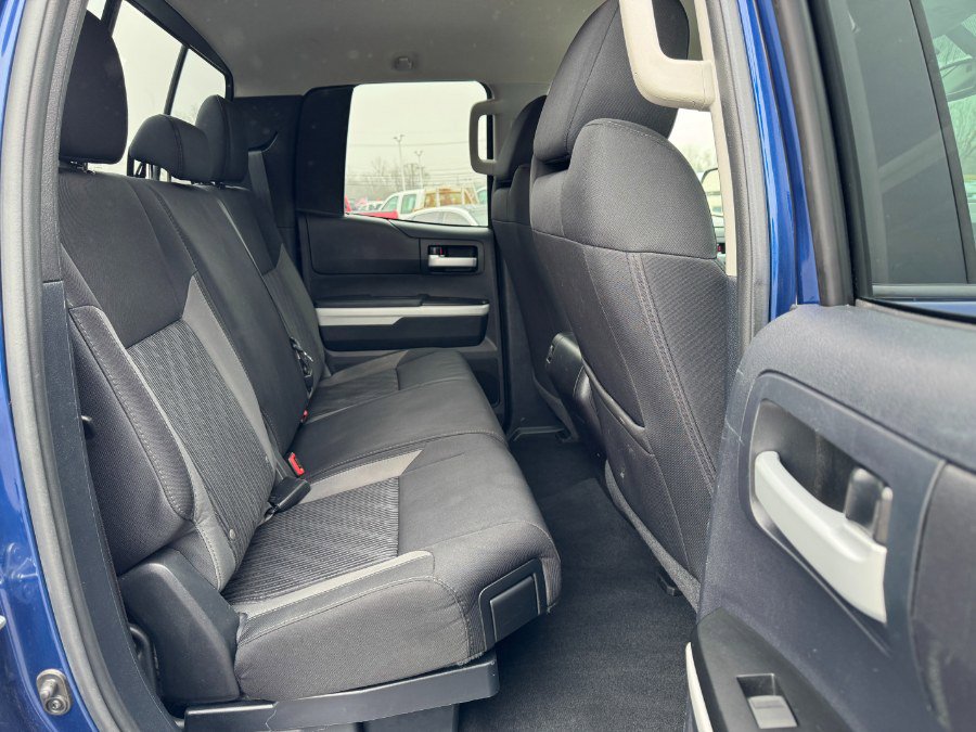 Used 2015 Toyota Tundra SR5 image 17