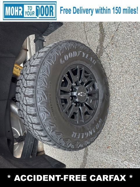 Used 2025 Chevrolet Silverado 2500 ZR2 w/ Technology Package image 9